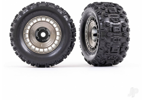 Traxxas Sledge 1/8 3.8in Sledgehammer Wheels Tyres Satin Black Chrome TRX9572A