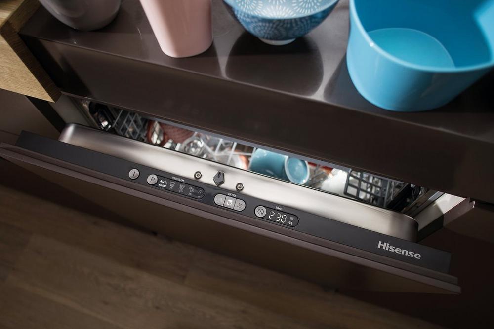 Appliance Electronics Hisense HV671C60UK Integrated Full Size